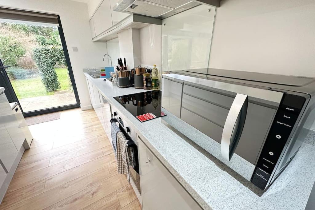 Hutchcomb Villa, 4 Bed Luxury House,Oxford+Parking Esterno foto
